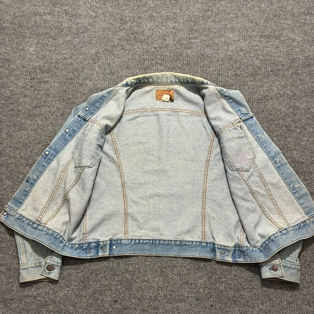 Vintage‎ Levis Mens Denim Trucker Jacket Size 44 Button Front USA Leather Patch